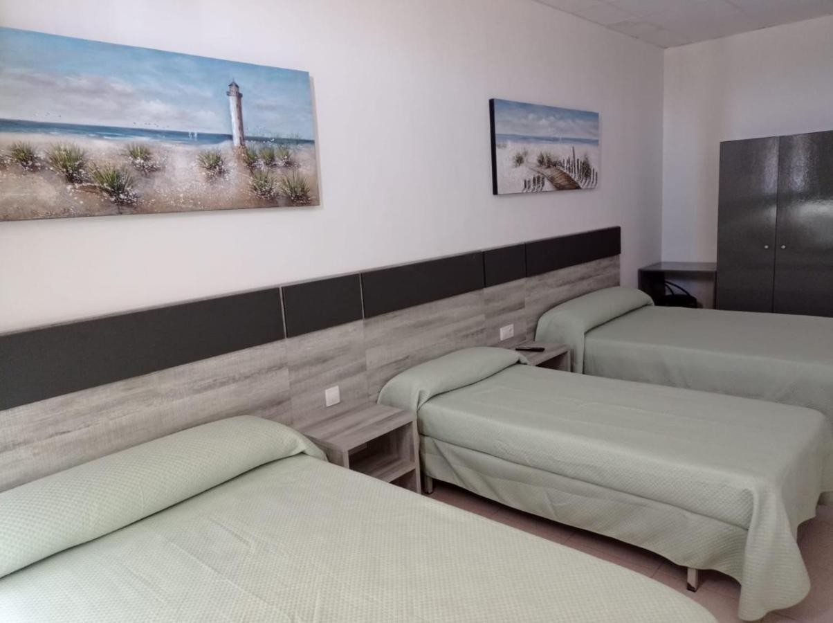Hostal Brin Monreal del Campo Ngoại thất bức ảnh